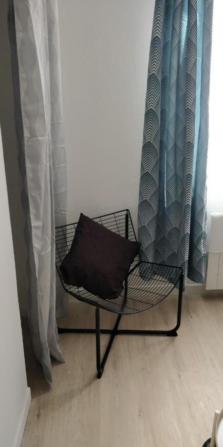 Modern 1 Bedroom Apartment Near The Metro. Ivry-sur-Seine Exterior foto
